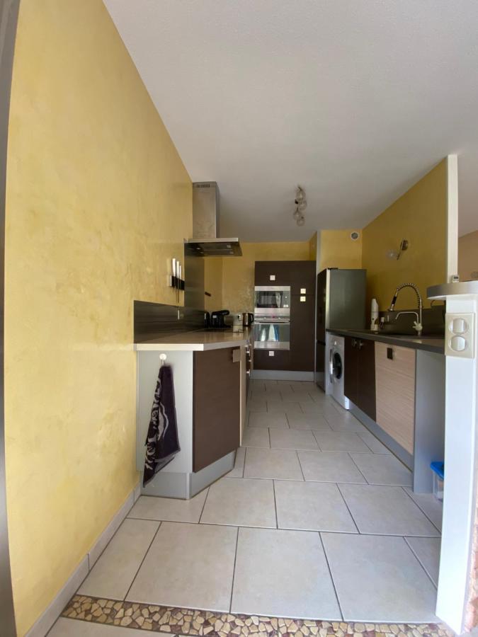 Decouvrez Le Charme Au Coeur De Gap Apartment Exterior foto